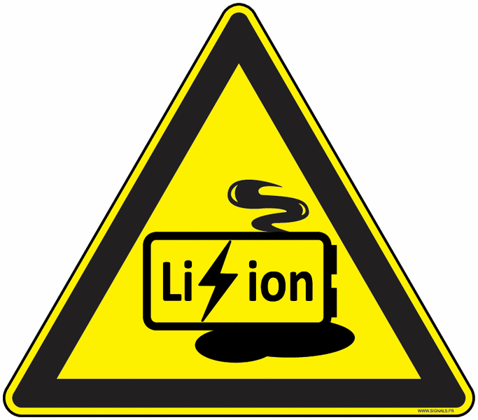 Panneaux Danger Batterie Et Pictogrammes ISO 7010 Signals panneaux-danger-batterie-et-pictogrammes-iso-7010-signals