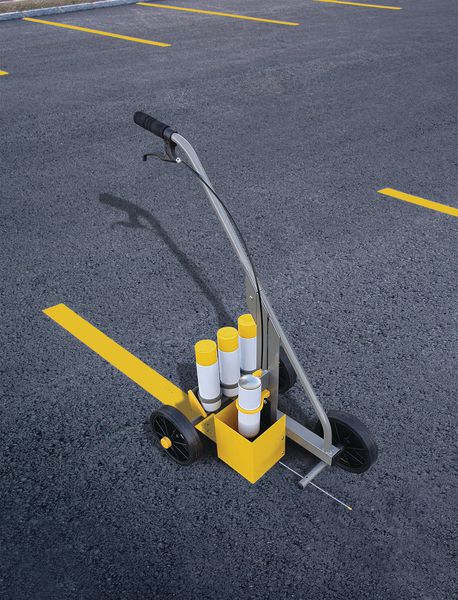 Traceuse de lignes avec 3 ou 12 aérosols peinture